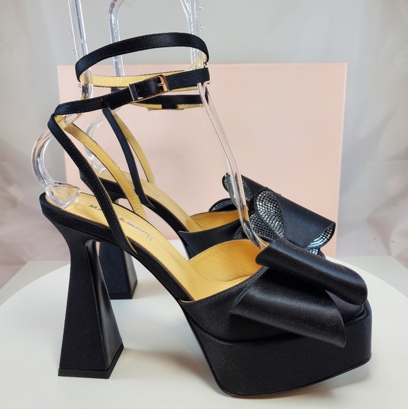 NWT$1,010 MACH & MACH Le Cadeau Black Silk & Crystal Bow Platform Sandal Sz 39.5 - Picture 10 of 17